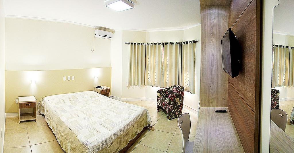Senior Parque Hotel Santa Rosa  Værelse billede
